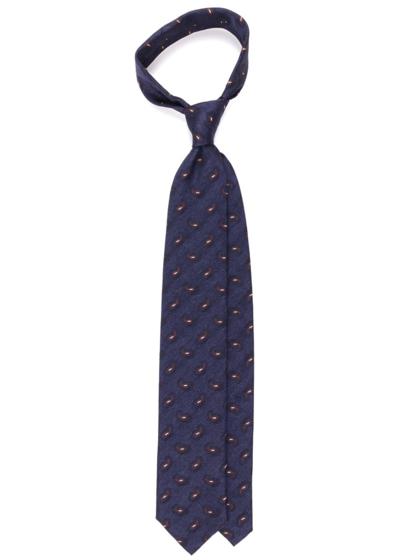 The Comma 3-fold Tie