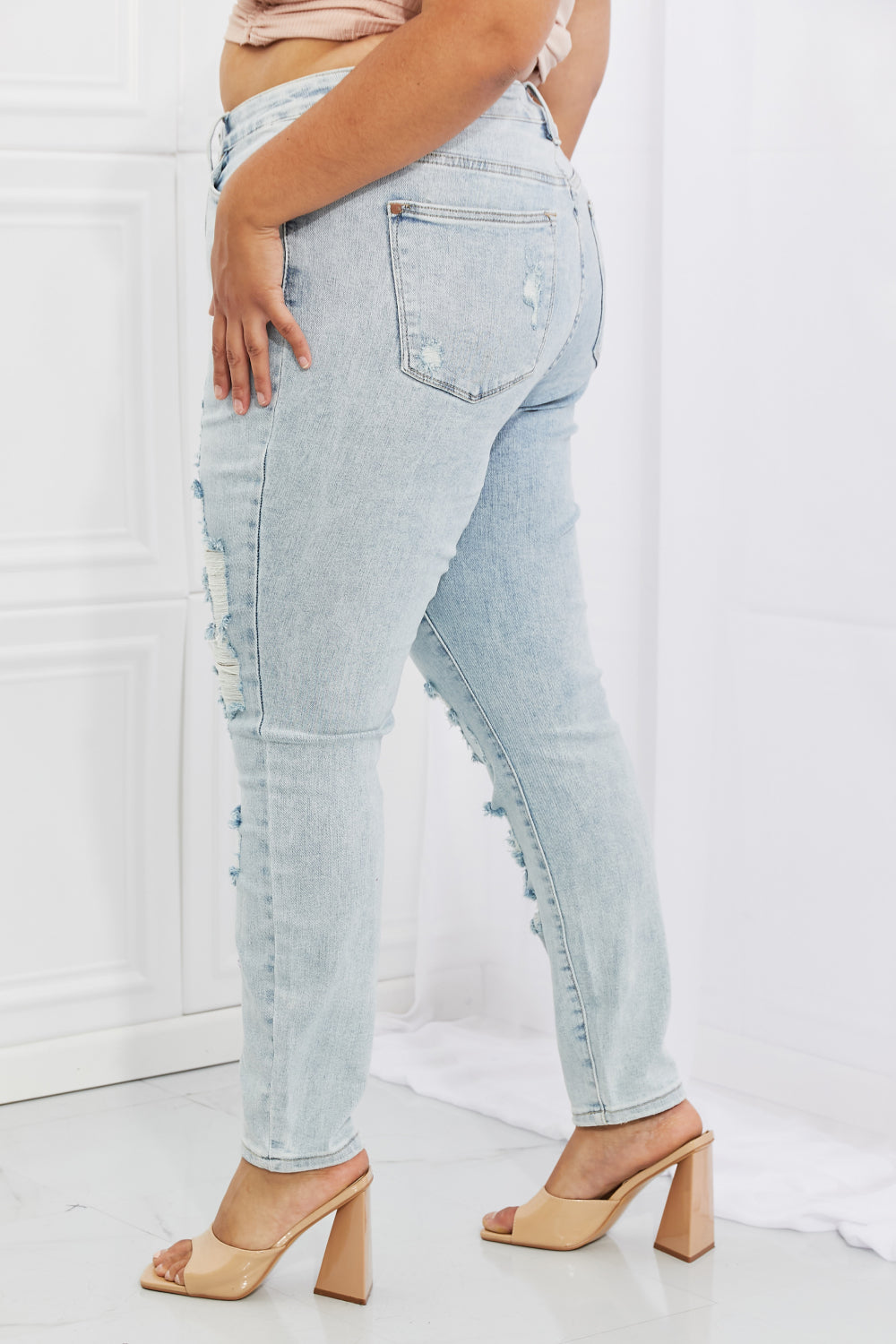 High Waisted Distressed Skinny Jeans
